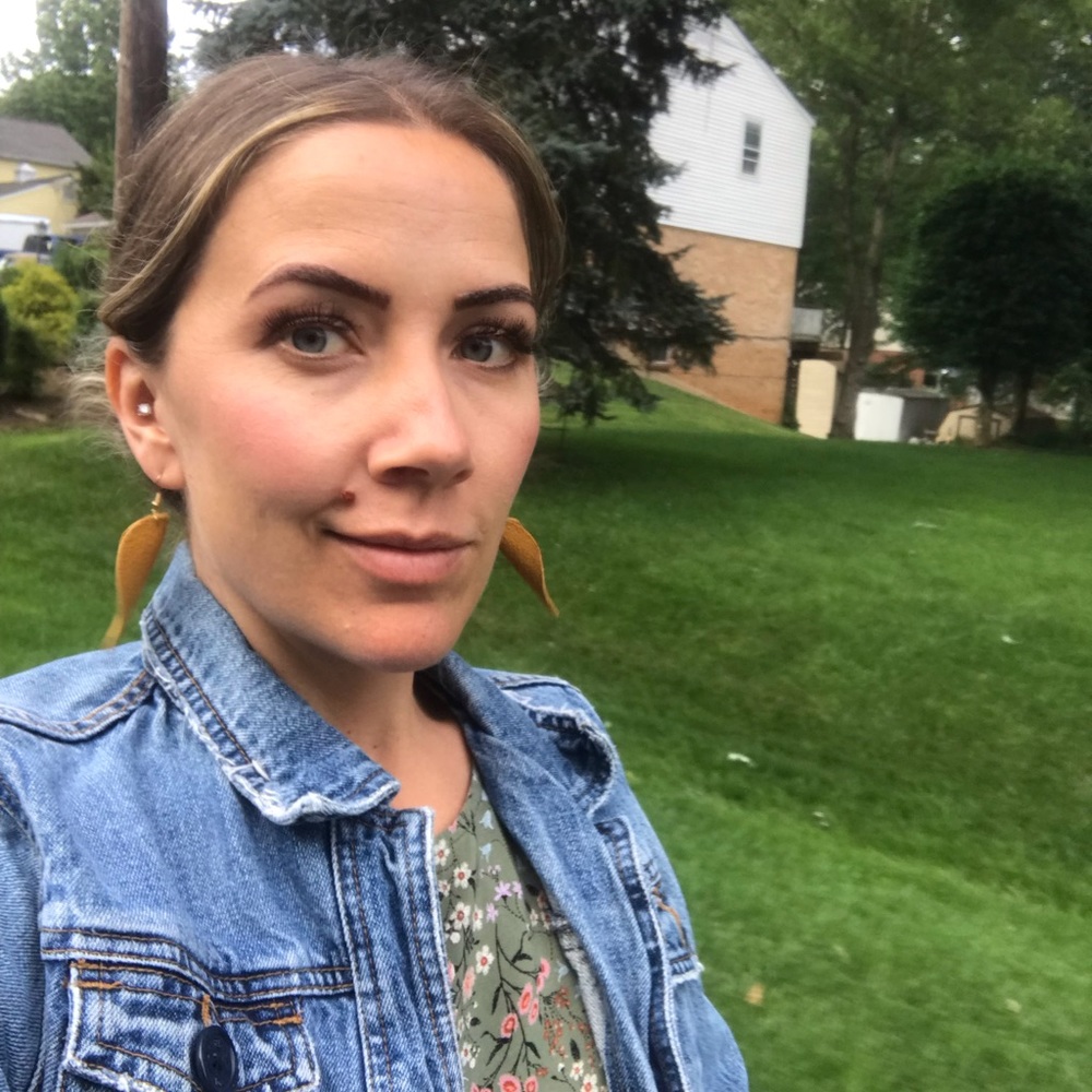 Meet your Posher, Rebekah